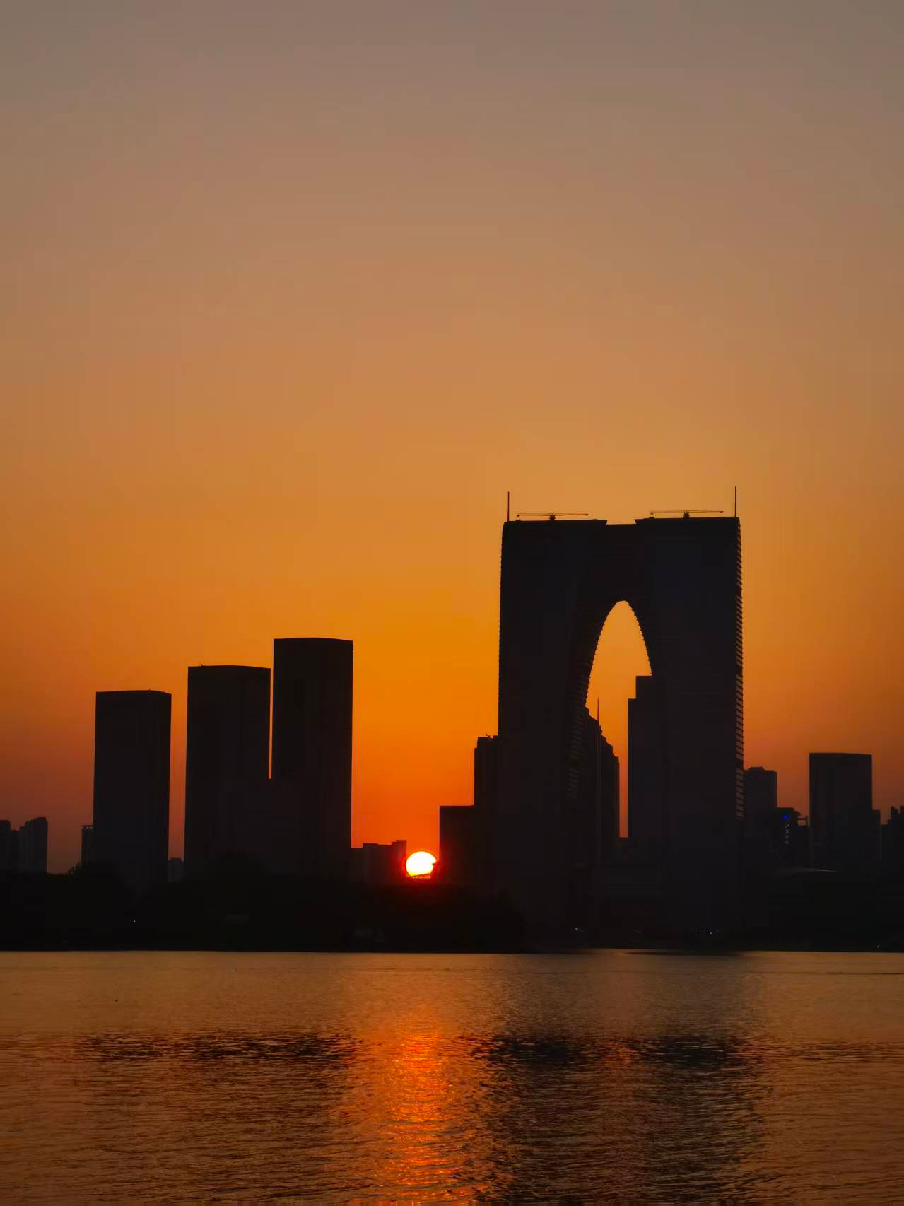 2025-12-03T04:36:47.png