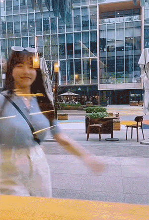 73B680BAF17B3B7A588BD4A7E1DE5EFA.gif